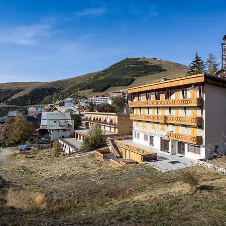 Terresens - Hotel Escapade Alpe d'Huez Exteriör bild